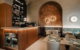 Numa Rome Linea